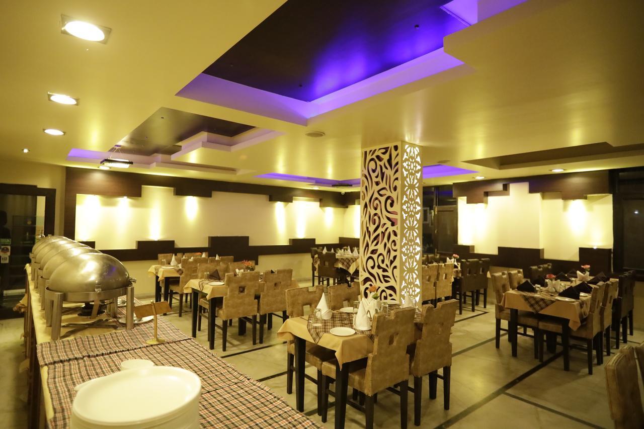 Hotel Park Paradise Manali Manāli Kültér fotó